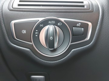 Mercedes-Benz GLC 200 4MATIC (foto 20)