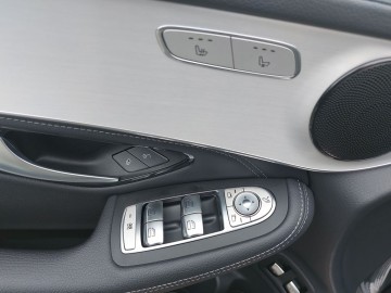 Mercedes-Benz GLC 200 4MATIC (foto 23)