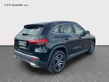 Mercedes-Benz GLA 200 d 4MATIC (foto 5)