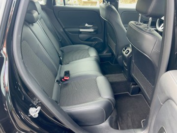 Mercedes-Benz GLA 200 d 4MATIC (foto 10)