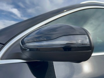 Mercedes-Benz GLA 200 d 4MATIC (foto 22)