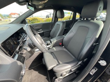 Mercedes-Benz GLA 200 d 4MATIC (foto 26)