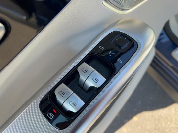 Mercedes-Benz EQE 500 4MATIC SUV (foto 23)