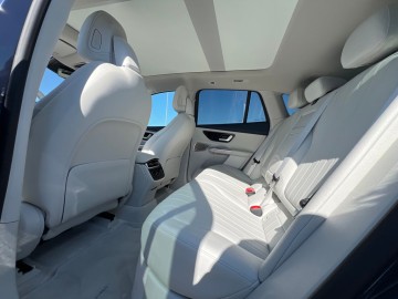 Mercedes-Benz EQE 500 4MATIC SUV (foto 27)