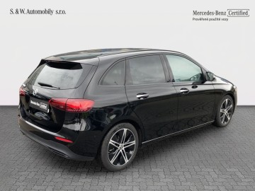 Mercedes-Benz B 200 d (foto 7)