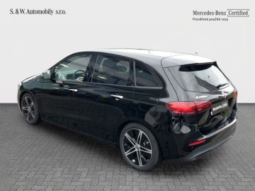 Mercedes-Benz B 200 d (foto 11)