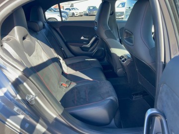 Mercedes-Benz A 180d (foto 10)