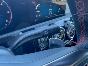 Mercedes-Benz A 180d (foto 19)