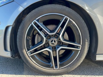 Mercedes-Benz A 180d (foto 25)