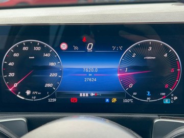 Mercedes-Benz GLB 180 (foto 16)