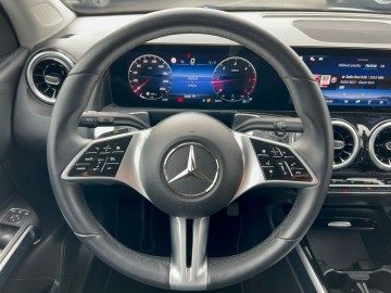 Mercedes-Benz GLB 180 (foto 17)