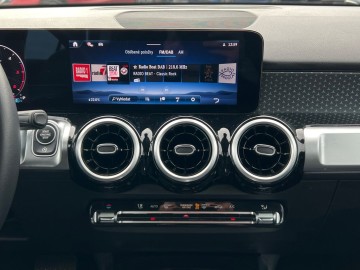 Mercedes-Benz GLB 180 (foto 18)