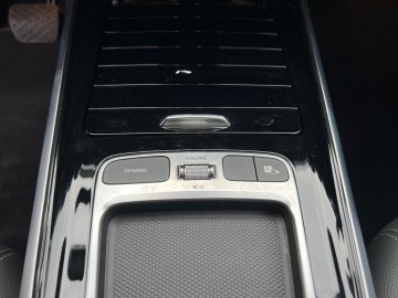 Mercedes-Benz GLB 180 (foto 27)