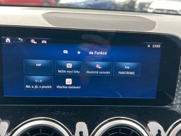 Mercedes-Benz GLB 180 (foto 28)