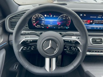 Mercedes-Benz GLS 350 d 4MATIC AMG Style Edition (foto 17)