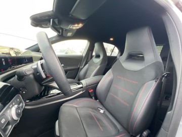 Mercedes-Benz A 200d (foto 28)