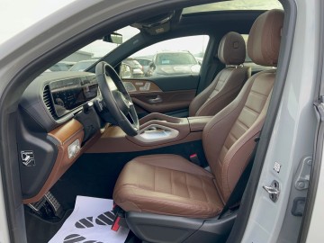 Mercedes-Benz GLE 300 d 4MATIC kupé (foto 14)