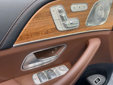 Mercedes-Benz GLE 300 d 4MATIC kupé (foto 23)