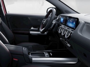 Mercedes-Benz GLA 200 d 4MATIC AMG Style Edition (foto 6)