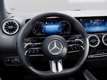 Mercedes-Benz GLA 200 d 4MATIC AMG Style Edition (foto 5)