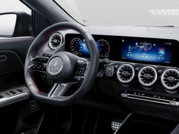 Mercedes-Benz GLA 200 d 4MATIC AMG Style Edition (foto 8)