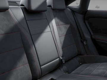 Mercedes-Benz CLA 250+ s technologií EQ (foto 7)