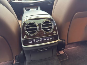 Mercedes-Benz S 400 (foto 9)