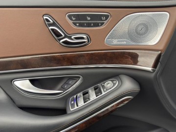 Mercedes-Benz S 400 (foto 13)
