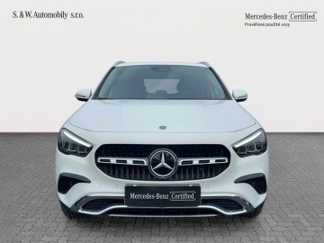 Mercedes-Benz GLA 200 d 4MATIC (foto 1)