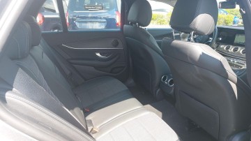 Mercedes-Benz E200 kombi záruka do 02/2026 (foto 24)