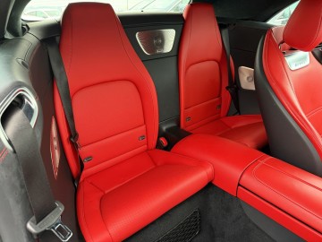 Mercedes-Benz SL 63 AMG (foto 8)