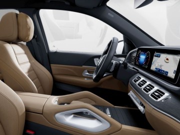 Mercedes-Benz GLS 350 d 4MATIC AMG Style Edition (foto 6)