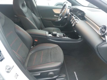 Mercedes-Benz A 250e (foto 9)