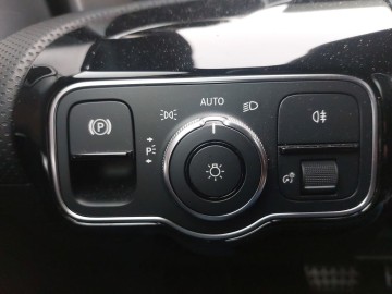 Mercedes-Benz A 250e (foto 20)