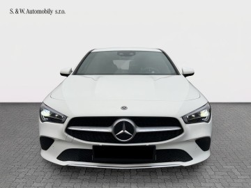 Mercedes-Benz CLA 200 Shooting Brake (foto 1)