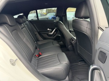 Mercedes-Benz CLA 200 Shooting Brake (foto 10)