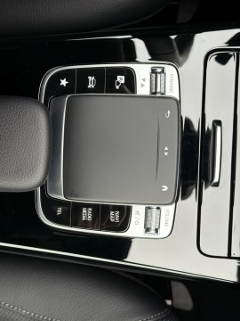 Mercedes-Benz CLA 200 Shooting Brake (foto 29)