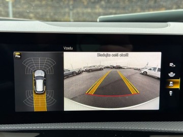 Mercedes-Benz CLA 200 Shooting Brake (foto 31)