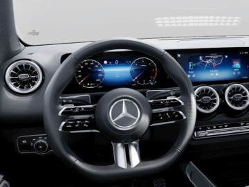 Mercedes-Benz GLB 200 d 4MATIC Progressive Edition (foto 5)