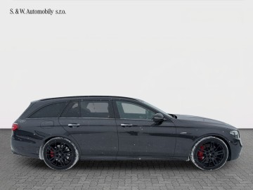 Mercedes-Benz E 53 AMG 4Matic+ kombi (foto 3)