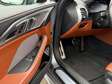 BMW M850i xDrive (foto 21)