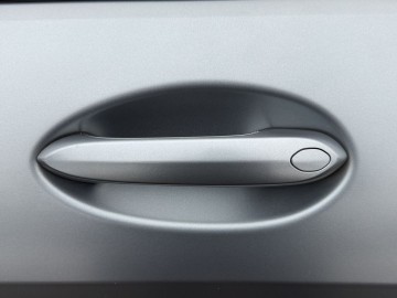 BMW M850i xDrive (foto 24)