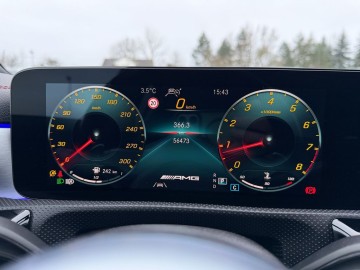 Mercedes-Benz CLA 45 AMG Shooting Brake CLA 45 AMG Shooting Brake (foto 16)