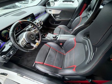 Mercedes-Benz CLA 45 AMG Shooting Brake CLA 45 AMG Shooting Brake (foto 26)