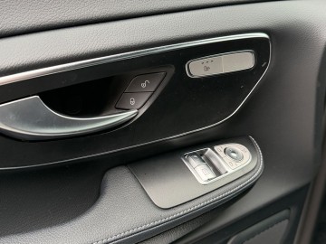 Mercedes-Benz Třída V 300d AVG L 4M (foto 23)