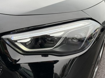 Mercedes-Benz GLA 200 d 4MATIC (foto 8)