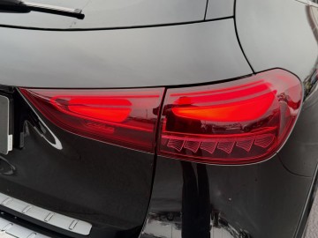 Mercedes-Benz GLA 200 d 4MATIC (foto 12)