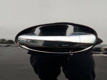 Mercedes-Benz GLA 200 d 4MATIC (foto 24)