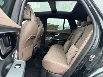 Mercedes-Benz EQE 500 4MATIC SUV Electric Art Edition (foto 13)