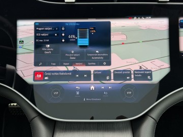 Mercedes-Benz EQE 500 4MATIC SUV Electric Art Edition (foto 18)